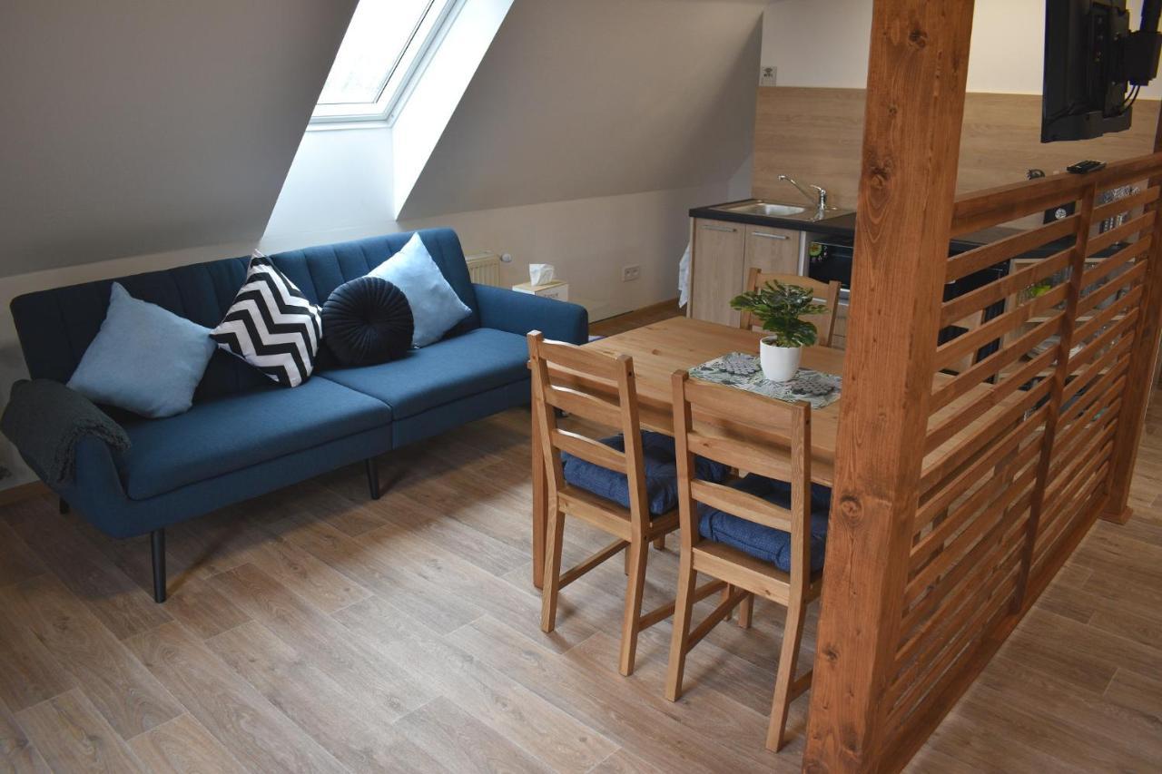 Apartman Ruzak Ruzova Εξωτερικό φωτογραφία